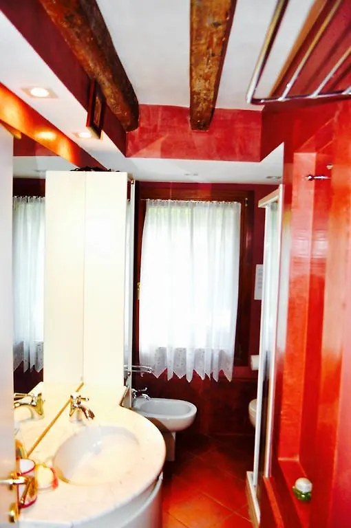 La Casa Con Il Biliardo Venisejetaime Apartman